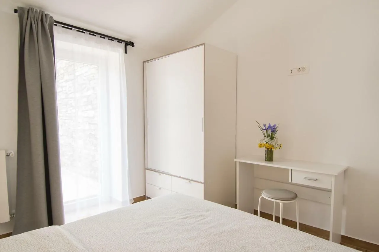 Apartment Bruneta 1 With Sea View Tar-Vabriga